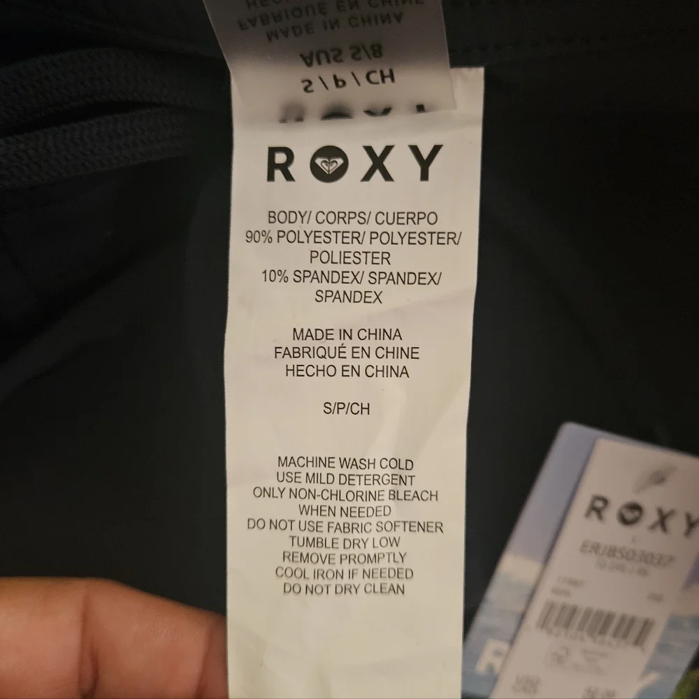 NWT/ Roxy To Dye 2" Boardshort Small - Picture 10 of 11